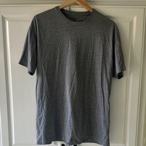 True Classic Gray Men's T-Shirt Size L